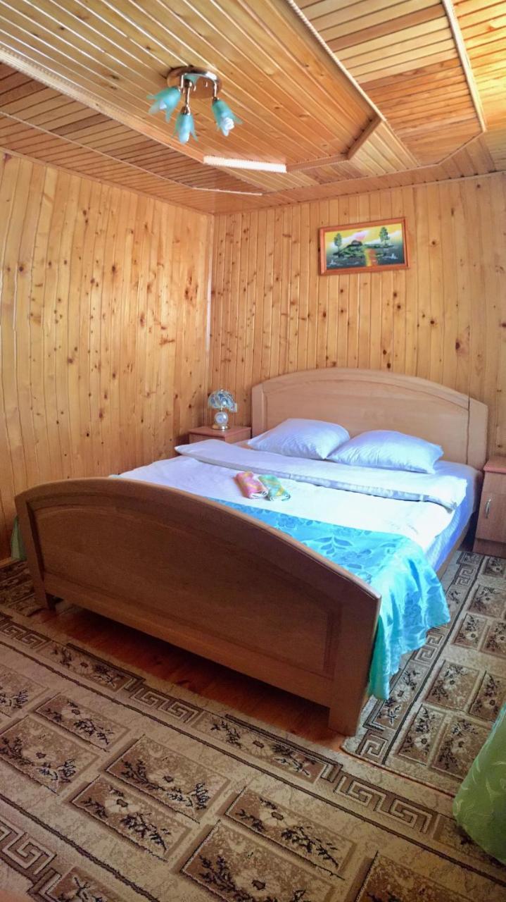 Guest House Karpaty Яремче Екстериор снимка