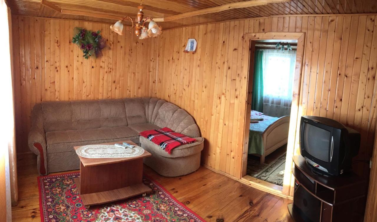 Guest House Karpaty Яремче Екстериор снимка