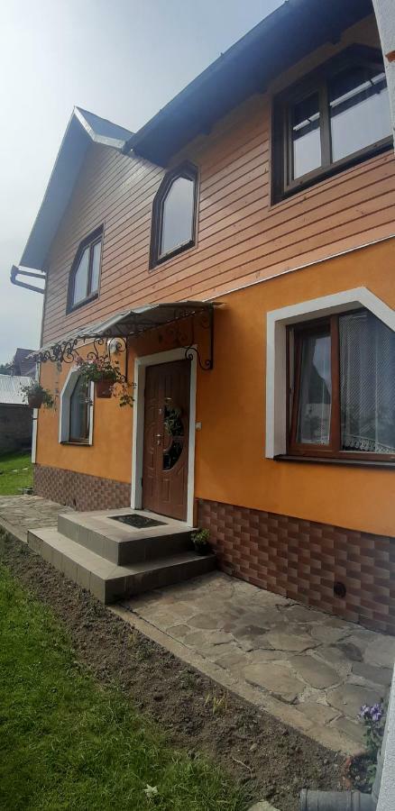 Guest House Karpaty Яремче Екстериор снимка